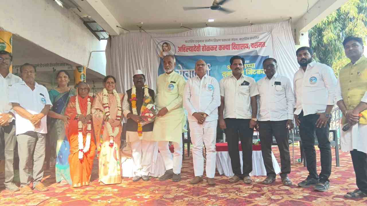 सेवापूर्ती सत्कार सोहळा संपन्न